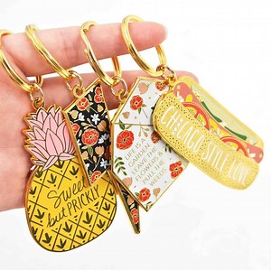 [Hot Item] Manufacturers Cheap Metal Custom Hard Enamel Keychains