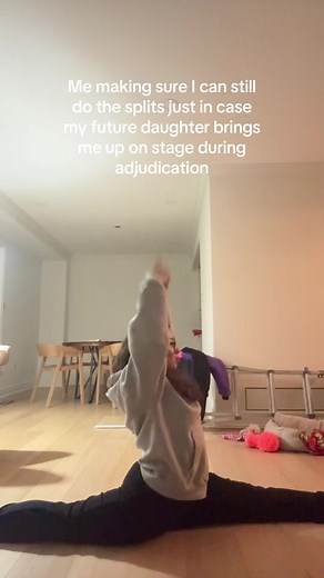 Hips not square✋😔 #dancer #dancemom