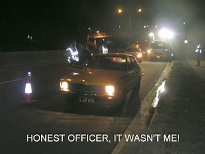 Wollongong south beach in a Holden V8 LJ Torana lapping south beach wollongong, v8 lj, holden v8,