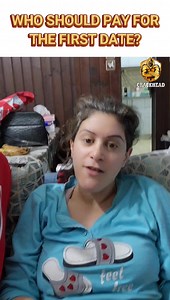 WHO SHOULD PAY FOR THE FIRST DATE? My girl seems to forget that in 2014, she paid for everything plus my takeaways. Creamheads, what are your thoughts? Crackheads, what do you say? www.crackhead.store | Crackhead