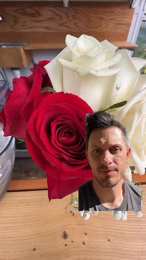 Mimosa bar slaps! We brought fresh pineapple juice, home made guava and passion fruit purées, and cold pressed orange, grapefruit, pomegranate, and mango juice. We have to do this again in the future! #mimosabar #mimosas #corperategettogether #mobilebar #mobilebardenver | Whiskey Hitch