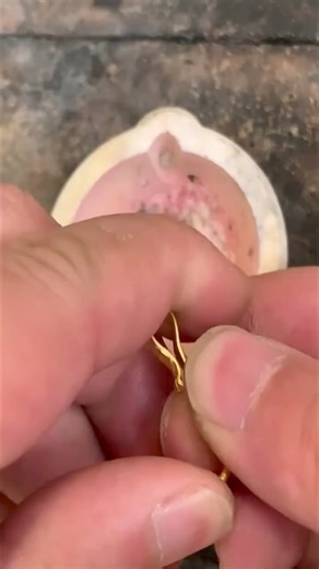 Making a 24K Gold Ring #gold #jewellery #creativity #ideas #motivation #inspiration #forging #crafting #gold #best #iconic #art #viralvideo #viralreels #trend #trending #fyp #foryou #fbreels #fypシ゚ | Emperium Anvil