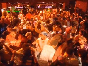 6.6K views · 277 reactions | Snoop Doggy Dogg - Doggy Dogg World (Uncensored) (ft. Tha Dogg Pound & The Dramatics) (1994) | Taha Eldin | Facebook