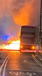 Wimbledon bus fire: 'Critical incident' declared as electric vehicle bursts into flames #dailymirror #news #breakingnews #fire #london #wimbledon Credit: @RodCam24 @StevenW65432097 | The Mirror