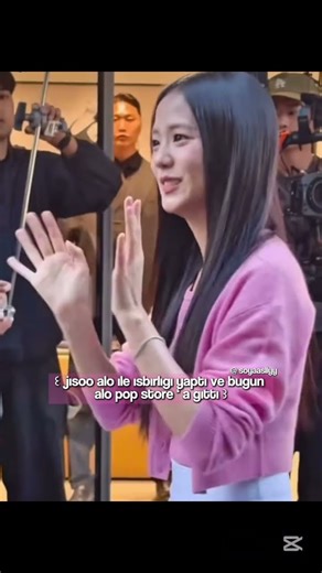 JISOO. #blackpink #jennie #jisoo #rose