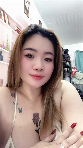 MomshieCrissy🌺🧿 (@misscrissyshop)’s videos with original sound - 𝓔𝓷 👤