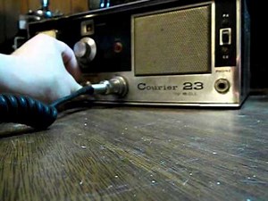 1960s courier 23 tube CB radio