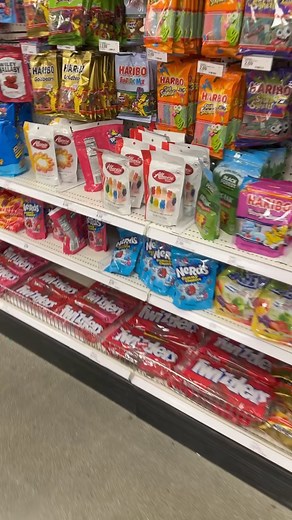 5.9K views · 90 reactions | Mini shopping  #annieg #anniegvideos #minisuperstore #minis #minibrands #minitoys #miniature #miniaturas #juguetes #viral #viralvideos #oddlysatisfying #oddlysatisfyingvideo #tiktok #tiktoks #reels #reelsinstagram #toy #toychannel #toystagram #asmr #asmrsounds #asmrviral | Annie G | Facebook