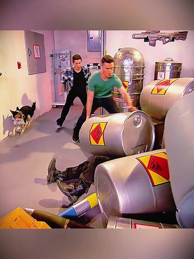 Superpowered Teens Turn School into Spy Battles