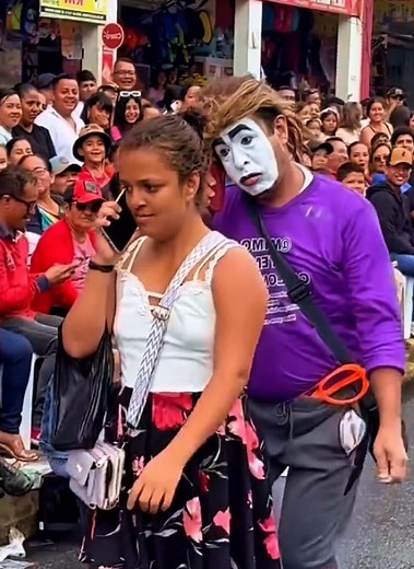 Funny Manta Parade & Mime Show