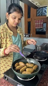 dali to sabji banane ke liye lekin ban kuch or gaya🧑‍🍳#shorts #soyabean #kabab #soya #priyasmagic