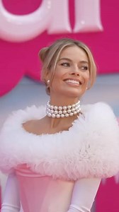 We are just OBSESSED🥹💖 Margot Robbie is THE ultimate Barbie! We’re in love with her London Premiere look😍 | boohoo.com