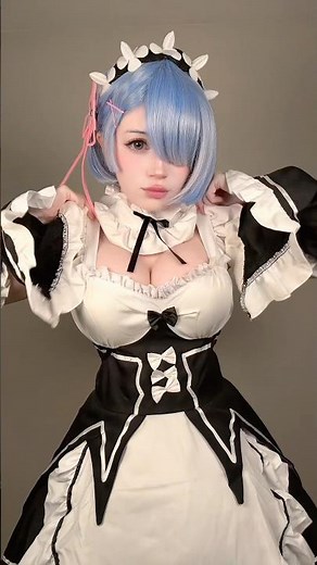 what did you notice first?😲💓 #cosplay #dance #rem #rezero #anime #fyp #cosplayer #egirl #animegirl