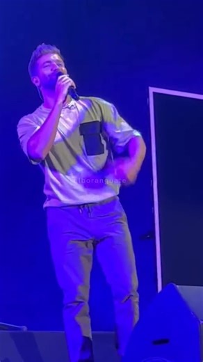 185 reactions · 13 shares | «sois mi refugio» Pablo Alborán 凉 Y tú el nuestro 蠟 | Alboran Guate | Facebook