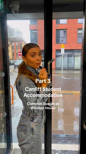 ✨Cardiff University Student Accommodation Tour✨ 📍Summit House📍Windsor House Summit House Student Accommodation in Cardiff has had a new refurb but as a student, you also get access to Windsor House facilities just over the road! Summit House and Windsor House are both situated an 8 minute walk away from Cardiff university. Experience our newly refurbished premium rooms in Summit House with large windows and natural lighting. You can also access our newly refurbished onsite communal spaces to s