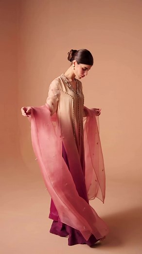 Aleira - Evening Edit ‘24 The silk shirt is uplifted through a myriad of resham, crystals and pearls while the dainty organza dupatta adds the perfect finishing touch for a look that’s pretty and playful. #Aleira #EveningEdit #WinterEdition #prebooking #orderonlinenow | HAYAL