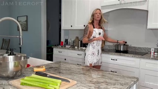 VID SOLD! Jam1ecroft Wife gets fucked in kitchen facial 🔥 Check it out! https://t.co/asuMMhZVsK #MVSales @manyvids