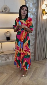 2.1K views · 18 reactions | Starting the weekend with a bang…襤﫶 The most beautiful summer dress filled with vibrant colours and a stunning dramatic back✨ This would be such a striking piece for holidays or for a special event this season Shop dress  https://walkinwardrobeonline.com/products/caitlyn-side-cut-out-midi-dress-in-multi Love Laura Xo | The Walk In Wardrobe Online | Facebook