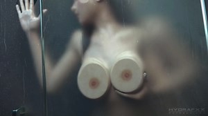 最终幻想 - Tifa Lockhart在淋浴时被干手指（有声动画）