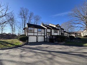 561 Muirfield Ln, West Haven, CT 06516 - MLS 24004294 - Coldwell Banker