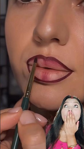 OMG viral lipstick hack #viralhacks #lipstickhacks #youtubeshorts
