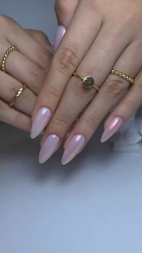 25 reactions | 勺 Efecto Aurora Fantasy Nails 勺 Es utilizado para crear diferentes efectos decorativos en las uñas  Disponible por $50.00MX. Mayoreo y Socios $35.00 MX. Ya disponible  ordena por Whats App al (663)-163-8459. Envíos a toda República Mexicana   ️. #uñas #nails #manicura #manicure #nailart #uñasdegel #uñasdecoradas #uñasacrilicas #beauty #nailsart #belleza #instanails #gelnails #spain #esmaltepermanente | Cristal Para Uñas | Facebook