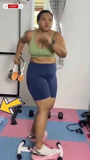 Effective Waist Trimmer Workout with Twister #excercise #workout #fatburn #waisttwisting #waisttwister #bellyfatworkout #flatbellyworkout | LeanLife