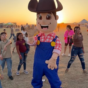 Fiddlesticks Farms on Reels | Facebook