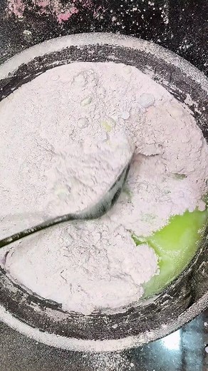 Hydrophobe Chalk Powder Play Asmr After Crushing Video #asmr #hydrophobic #hydrophobe #gymchalk #viralshorts #viralreelsfb #reelschallenge #reelsfacebook #gymchalkasmr #trendingreelsvideo #explorepage | Asmr_satisfyby_Paro | Facebook