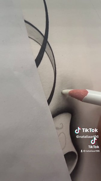 Arte Chicano: Letras Personalizadas y Estilo Cursivo