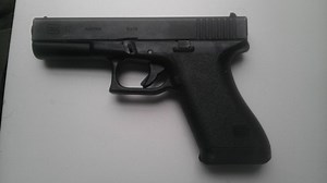 FS: Glock 17 Gen 1
