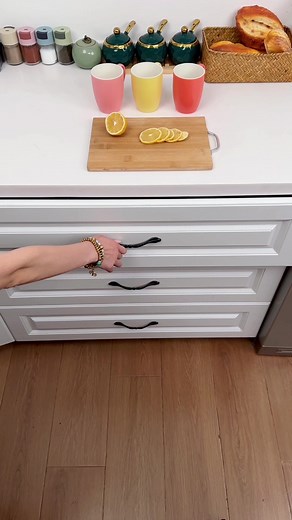 Organizador de Talheres para gaveta 🍴🗄️ Mantém a tua cozinha organizada e funcional! 🛍️ Encontra na Temu com o Item ID YR12296. #Temu #OrganizaçãoDeCozinha #Praticidade #OrganizadorDeGaveta | Temu Portugal