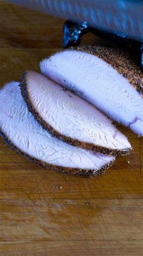 Hot and Fast Smoked Birds for Back 2 School! 🔥🍗🦃 Overnight citrus brine ➡ hot & fast applewood smoke on the OKJ Tahoma 900A DLX. Juicy, smoky birds = lunches made easy. Follow @BoujeeTexasBBQ for more bold Texas BBQ! #BoujeeTexasBBQ #oklahomajoes #hotandfastbbq #smokedchicken #smokedturkey #backtoschoolmeals #applewoodsmoke #grilllife #texasbbq | Oklahoma Joe's Smokers