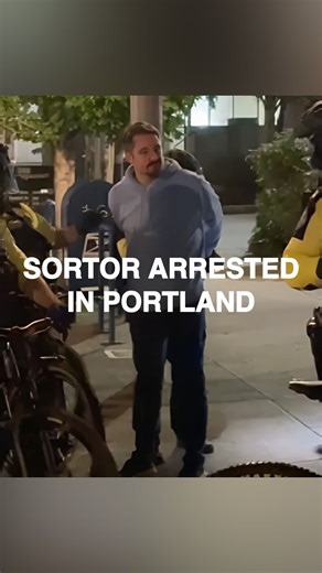 🚨 SORTOR ARRESTED IN PORTLAND Nick Sortor was attacked by Antifa, defended himself—and police arrested HIM. Charged with “disorderly conduct” while his attackers walked free. Classic anarcho-tyranny. @jackmposobiec @bannonswarroom @nicksortor | America's Voice News