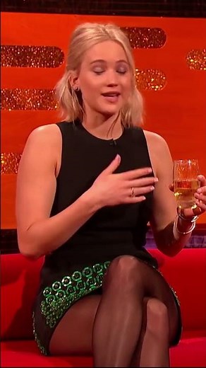 Jennifer Lawrence Crossed Legs on the Graham Norton Show 2016 - Part 2