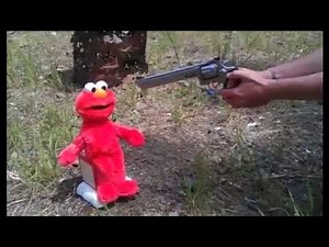 Elmo getting fucking executed - To be continued - Roundabout Meme