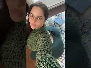 Mia Saaoud:A Plus-size model,Mental health advocate,Influencer Making Waves in Body Positivity