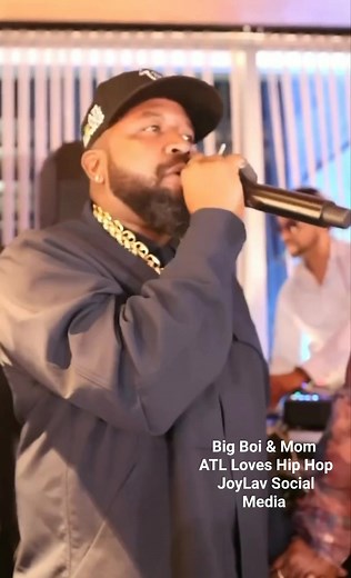 Big Boi gets an ATL proclamation for his contribution to Atlanta and hip-hop. #reelsfypシ #reelsfb #fypシ #fypシ゚ #vegaslocals #outcast #bigboi #atlanta #atl #atlloveshiphop #atlantanights #atllocals #cityofatlanta #proclamation #keytothecity #hiphop #hiphopmusic #hiphop50thanniversary. #facebookreels #HipHop50 #HipHop50Live #andre3000 #SleepyBrown | JoyLav Social Media