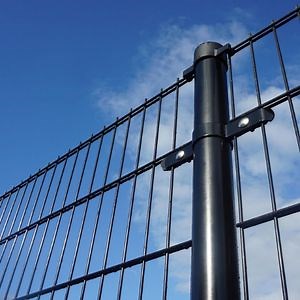 [Hot Item] PVC Privacy Strip for Double Wire Panel Fence Double Wire Welded Wire Mesh Fence Double Wire Mesh Fence
