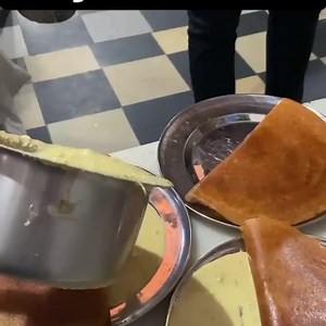27K views · 335 reactions | Vidyarthi Bhavan dose thinakke anthu full happiness  . . . . . . Reposted from ig/@atallgirlslife #bangaloredays #bangalore #dosa #foodies #foodlover #whashotpicks #whatshotrecommended #whatshot #whatshotdaily #whatshotpicks #whatshotnow #whatshotrending #whatshotvideo #whatshotvideos | Whats Hot Bangalore | Facebook