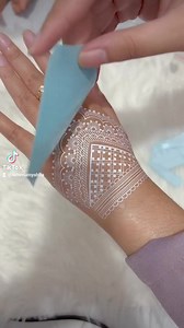 jum tengok cara pakai sticker paling senang ! | Mumy Shila Tokey Inai