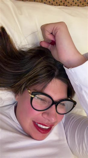 Navigating Tinder Dates and One-Night Stands