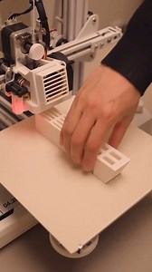 📷@scottyujan Talk about desk drawer goals! 😍 We're loving how @scottyujan has organized their workspace down to the last detail. Who else is inspired to revamp their own drawers? | Minimal Desk Setups