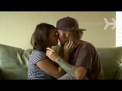 How to Undo Her Bra with One Hand