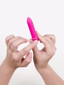 Lovehoney Excite Bullet Vibrator - 3.5 Inch Powerful Mini Bullet Massager - 10 Function Quiet Bullet Vibrator for Women - Waterproof - Pink