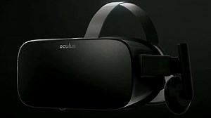 Oculus Rift comes with a wireless Xbox One controller