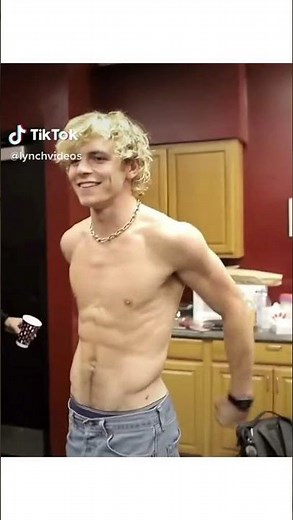 Ross Lynch (bodybuilder)