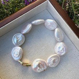 Bold Natural Coin Baroque Pearl Bracelet, Valentines Gift for Her, Gift for Mom, Pearl Bridesmaids Bracelet, Dainty Pearl Bracelet - Etsy Canada