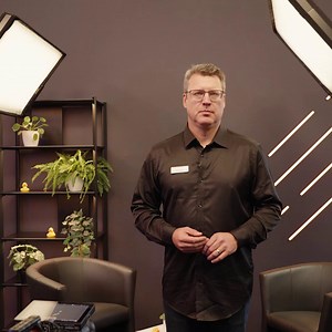 Paul Royalty shows off his perfect LiteMat LiteRibbon setup at IBC! Everything you need for an ideal LiteGear workflow. Explore LiteMat Spectrum https://www.litegear.com/litemat-spectrum/ #LiteMat #SetLighting #GafferLife #LiteGear #filmmaking | LITEGEAR