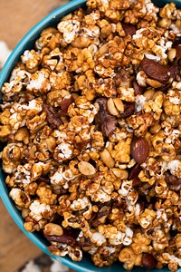 Homemade Poppycock😋 Recipe >> https://noshingwiththenolands.com/poppycock/ | Noshing With The Nolands